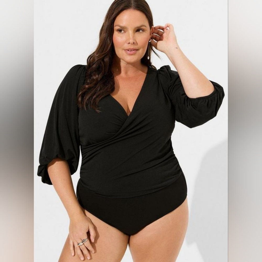 NEW Torrid Studio Knit Surplice Long Sleeve Bodysuit Torrid Sz 1 (14-16) Black